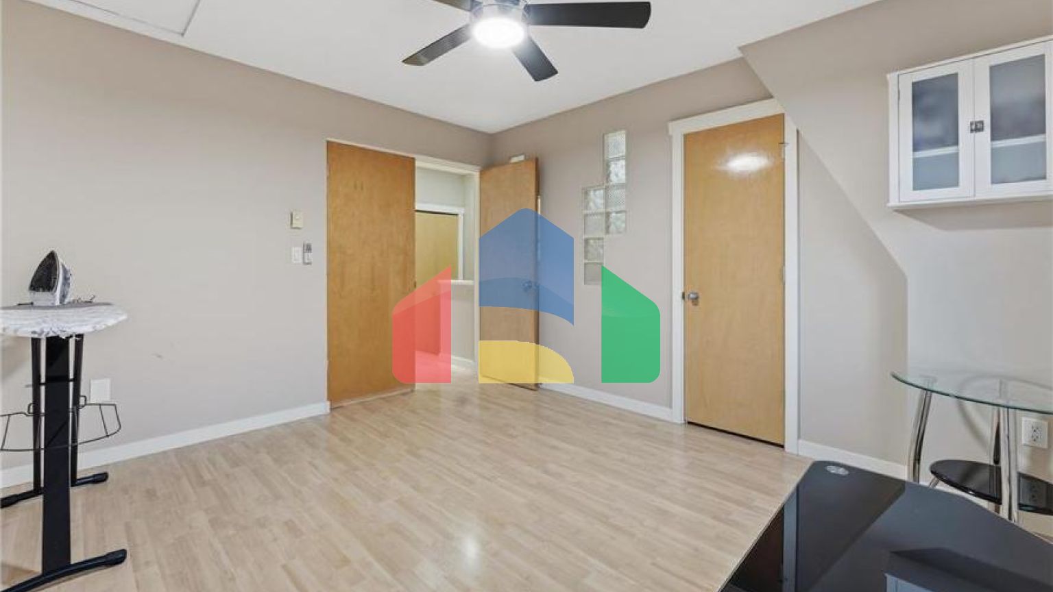 Residential - Townhouse - Surrey, Canada - Canada