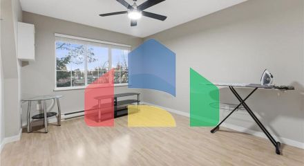 Residential - Townhouse - Surrey, Canada - Canada