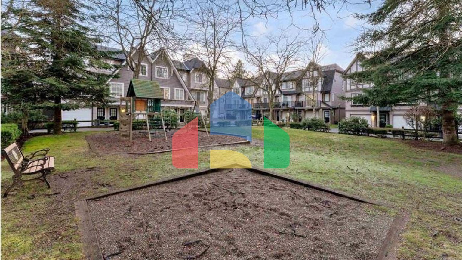 Residential - Townhouse - Surrey, Canada - Canada