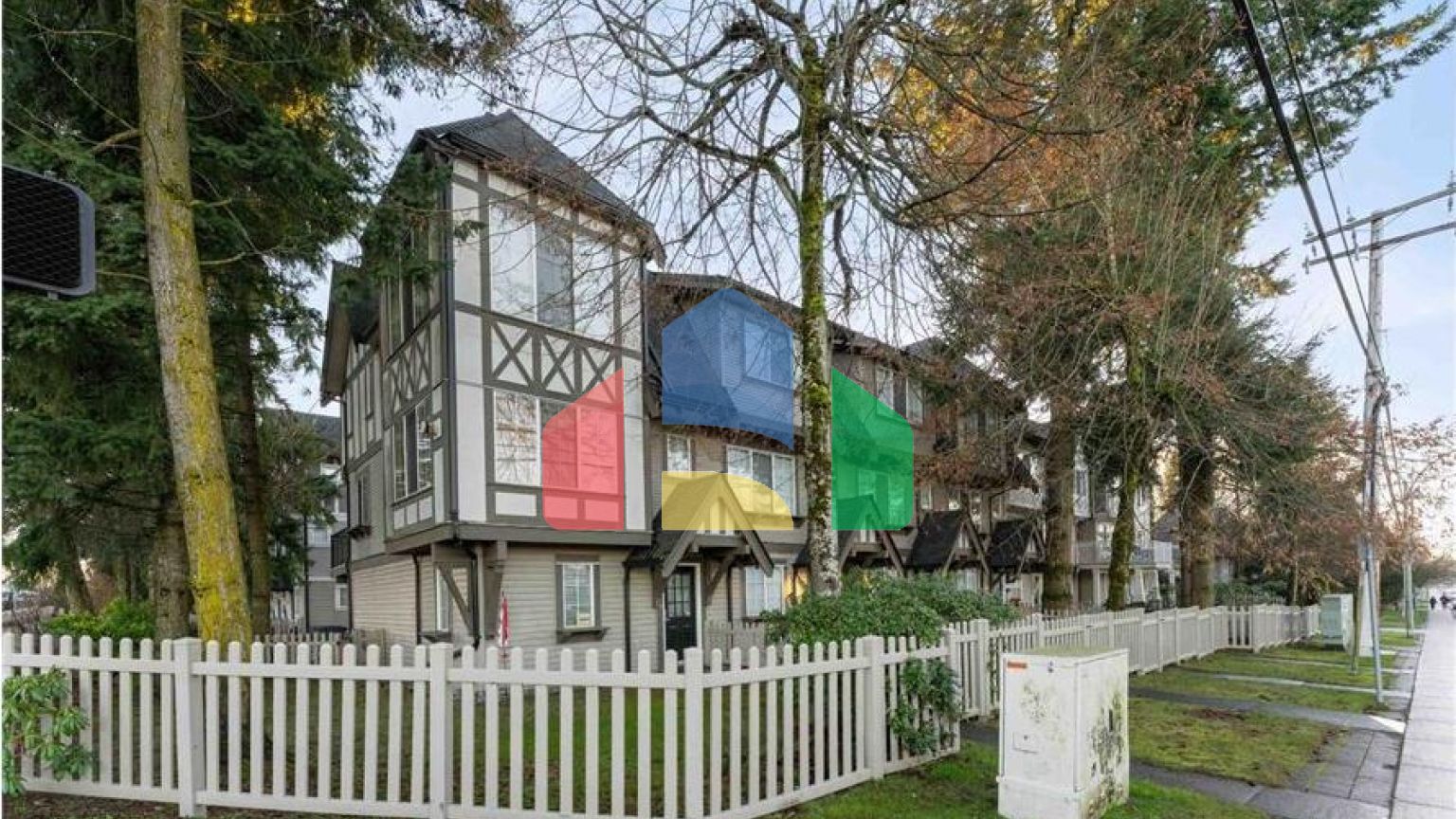 Residential - Townhouse - Surrey, Canada - Canada