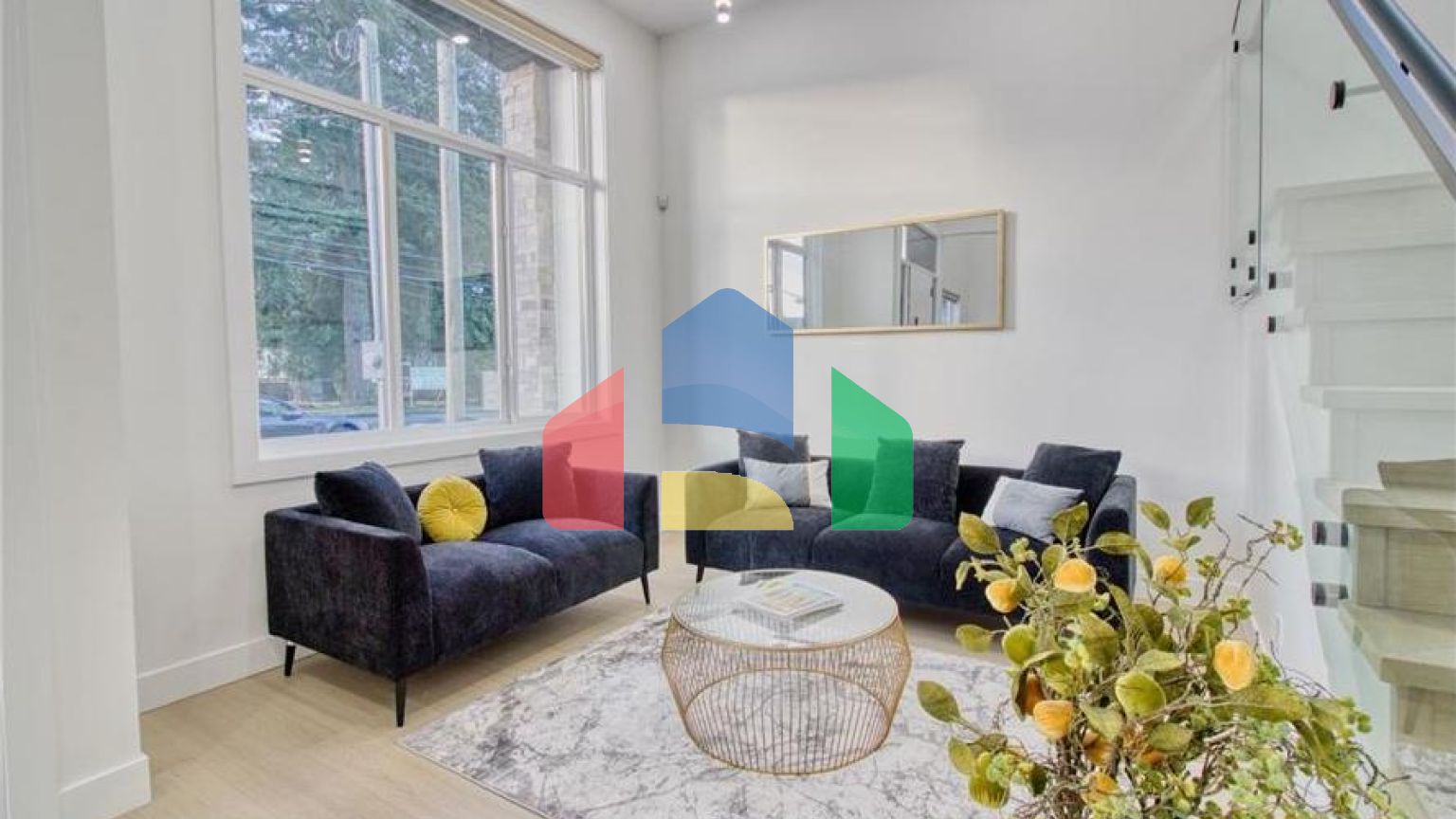 Residential - Single Family Home - Surrey, Canada - Canada