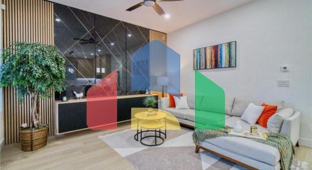 Residential - Single Family Home - Surrey, Canada - Canada