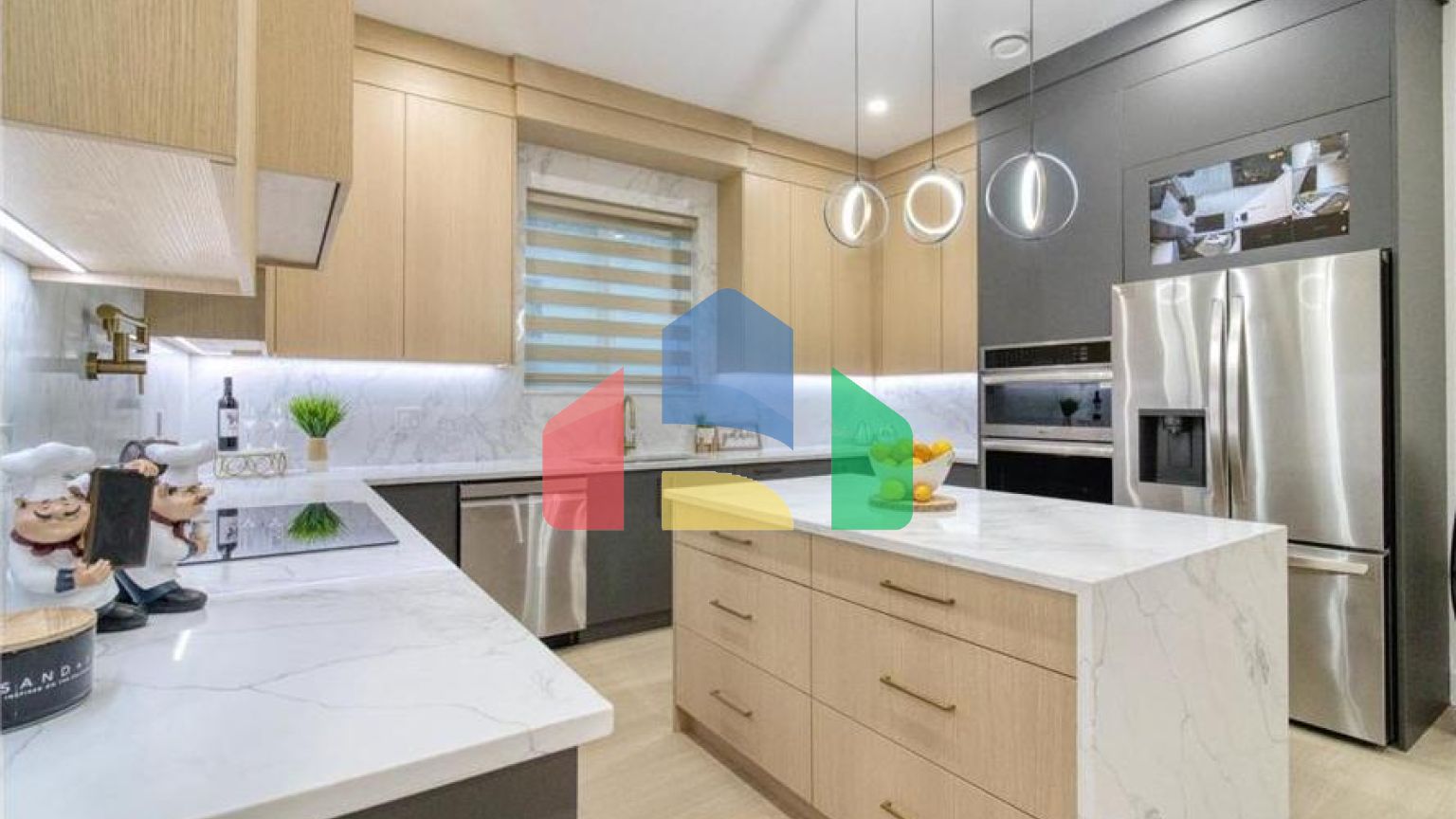 Residential - Single Family Home - Surrey, Canada - Canada