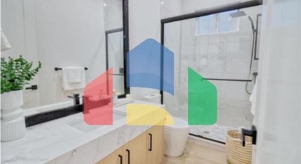 Residential - Single Family Home - Surrey, Canada - Canada