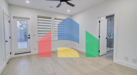 Residential - Single Family Home - Surrey, Canada - Canada