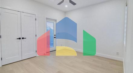 Residential - Single Family Home - Surrey, Canada - Canada