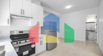 Residential - Single Family Home - Surrey, Canada - Canada