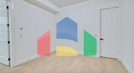 Residential - Single Family Home - Surrey, Canada - Canada