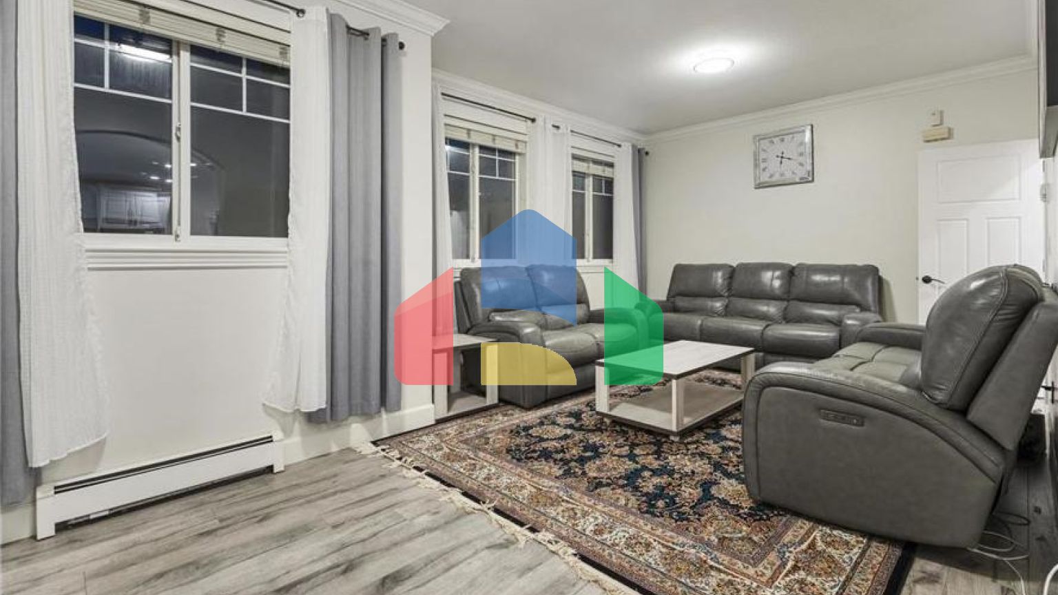 Residential - Single Family Home - Surrey, Canada - Canada