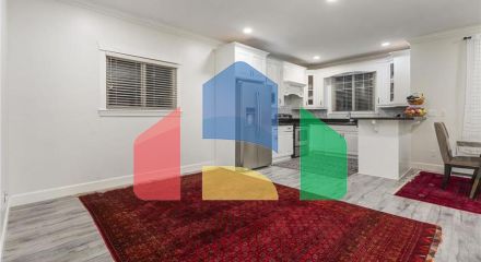 Residential - Single Family Home - Surrey, Canada - Canada