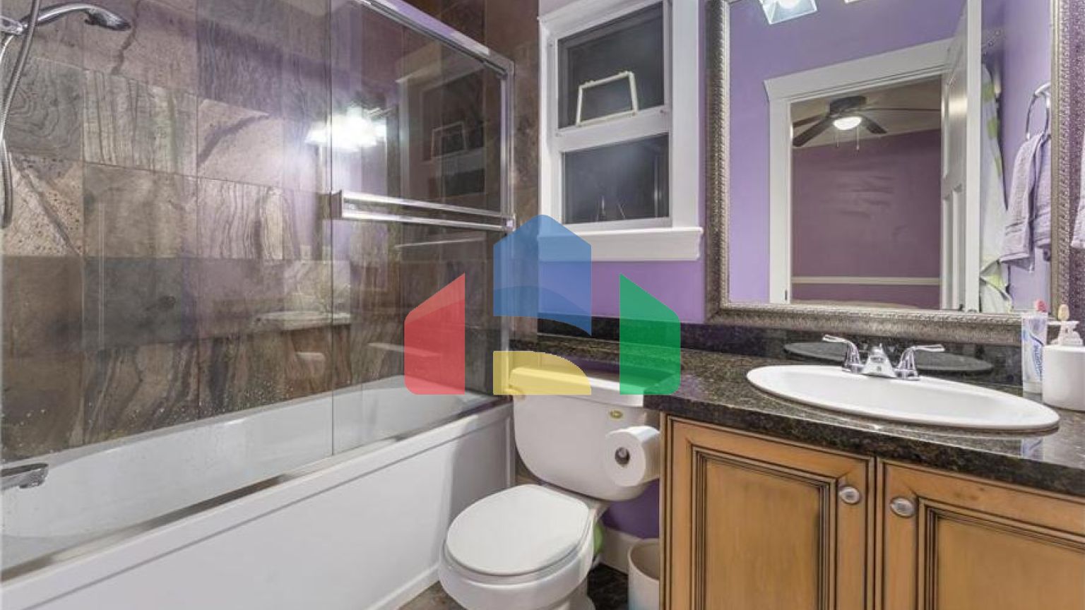 Residential - Single Family Home - Surrey, Canada - Canada