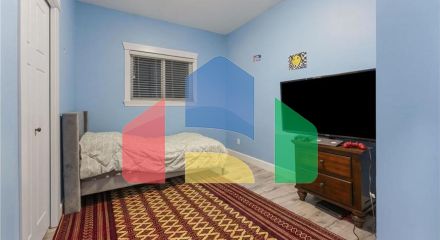 Residential - Single Family Home - Surrey, Canada - Canada