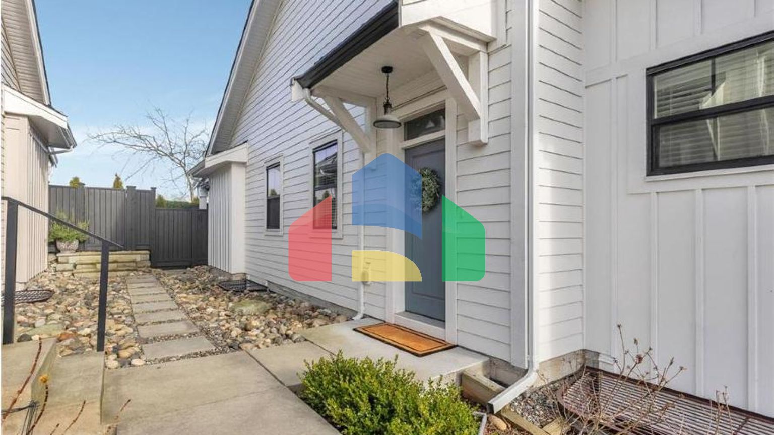 Residential - Townhouse - Surrey, Canada - Canada