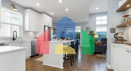 Residential - Townhouse - Surrey, Canada - Canada