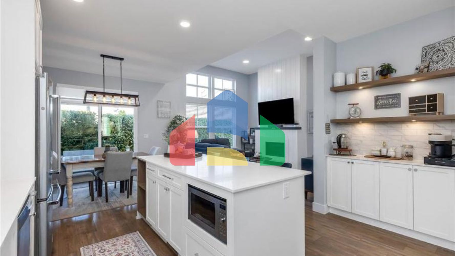 Residential - Townhouse - Surrey, Canada - Canada