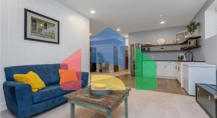 Residential - Townhouse - Surrey, Canada - Canada