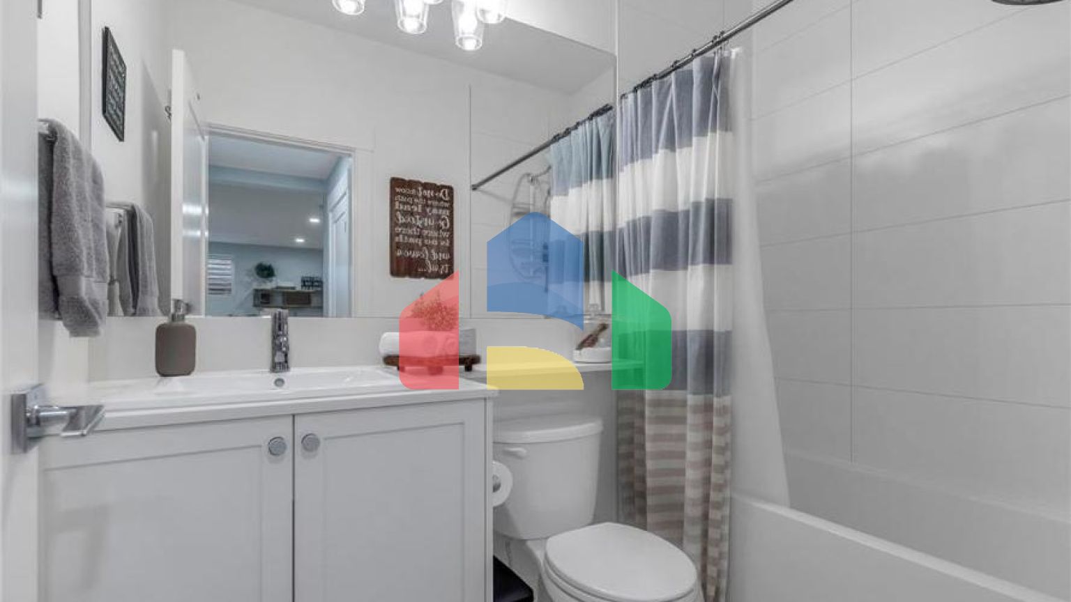 Residential - Townhouse - Surrey, Canada - Canada