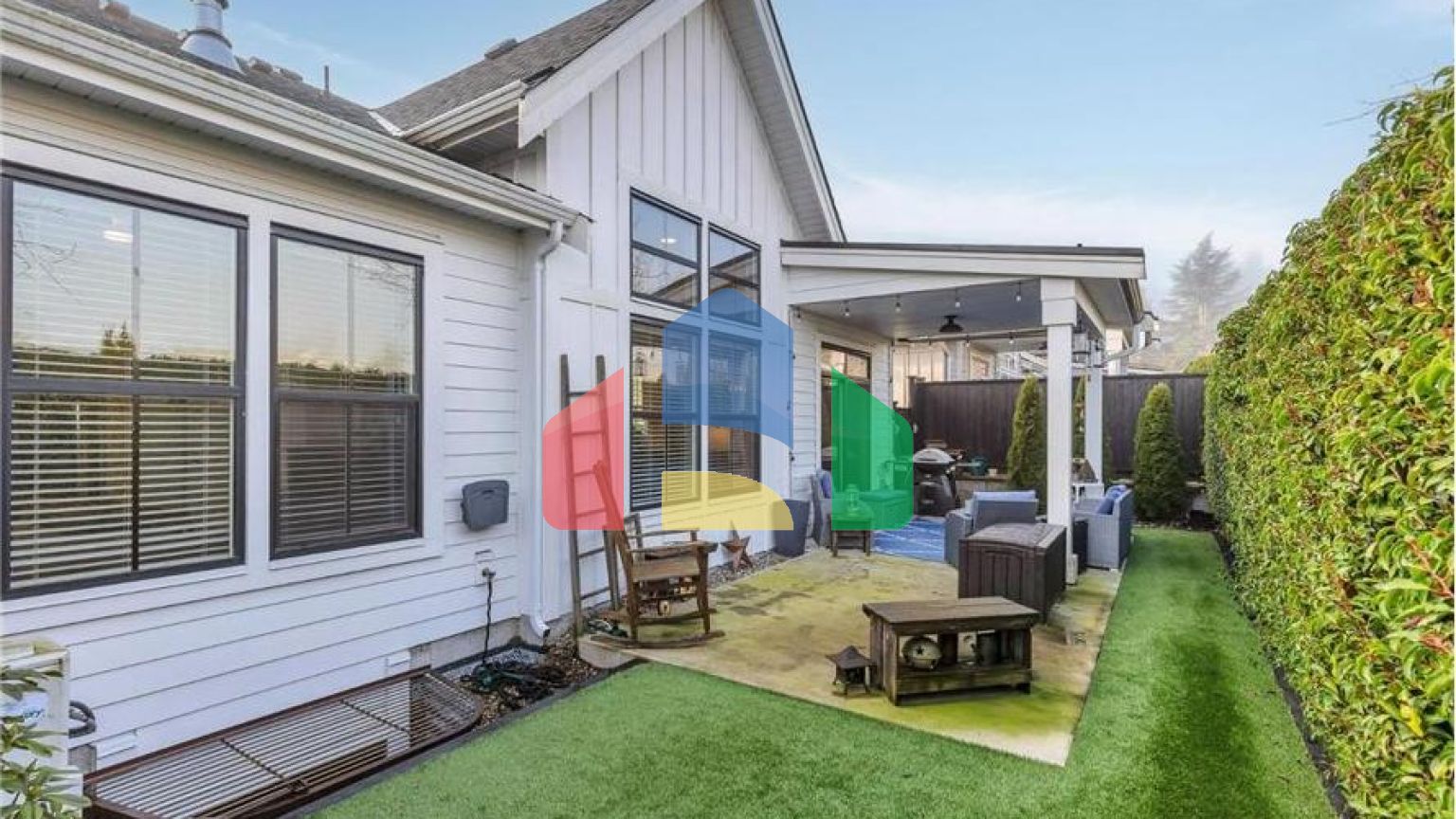 Residential - Townhouse - Surrey, Canada - Canada