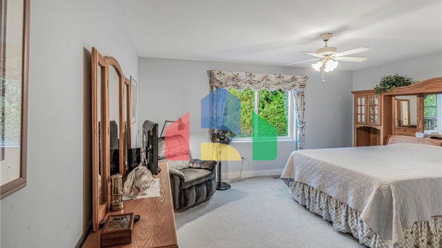 Residential - Single Family Home - Surrey, Canada - Canada