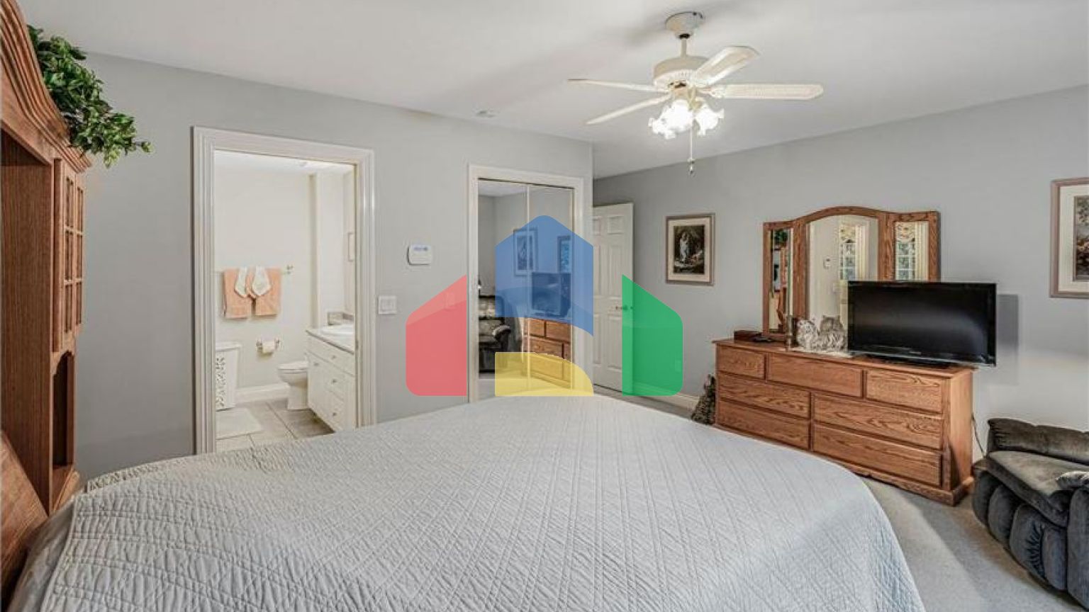 Residential - Single Family Home - Surrey, Canada - Canada