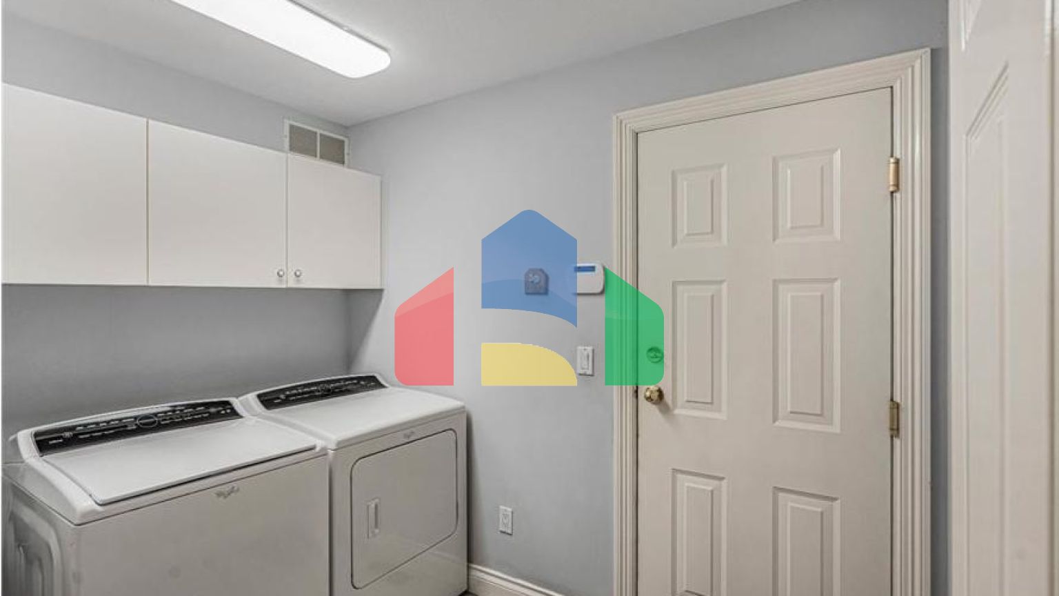 Residential - Single Family Home - Surrey, Canada - Canada