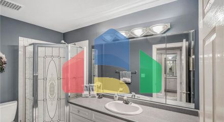 Residential - Single Family Home - Surrey, Canada - Canada