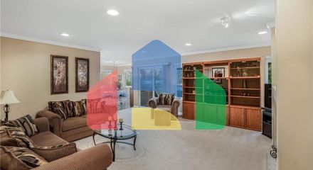 Residential - Single Family Home - Surrey, Canada - Canada