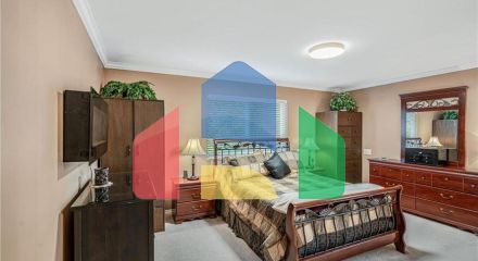 Residential - Single Family Home - Surrey, Canada - Canada