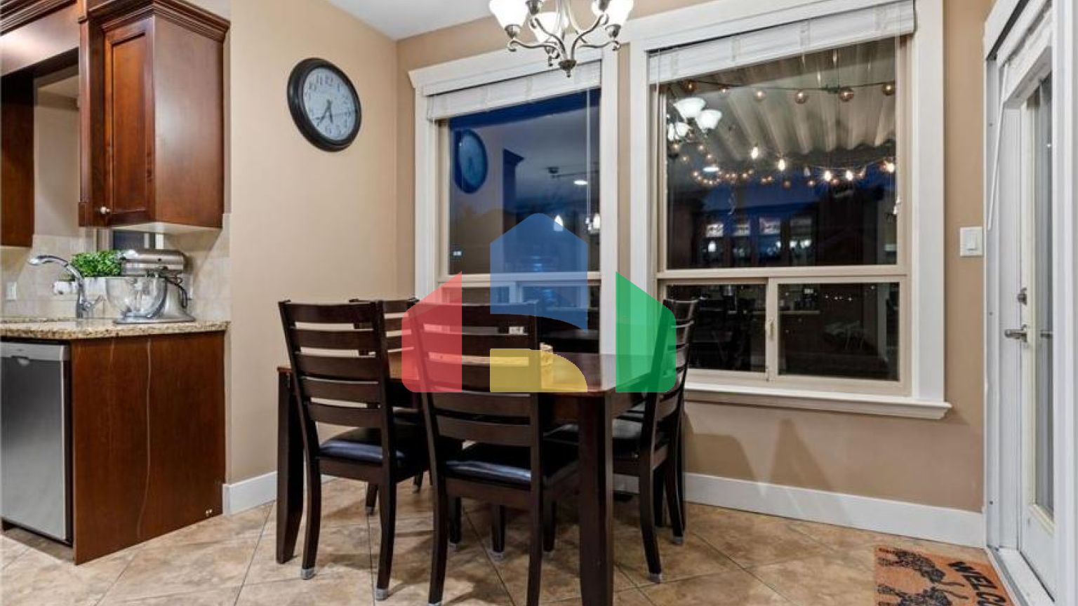 Residential - Single Family Home - Surrey, Canada - Canada