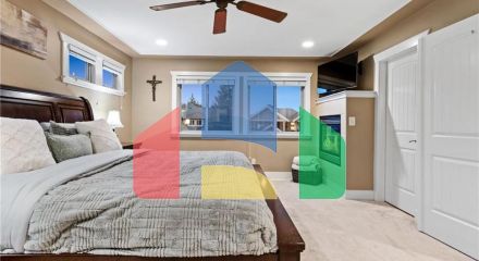 Residential - Single Family Home - Surrey, Canada - Canada