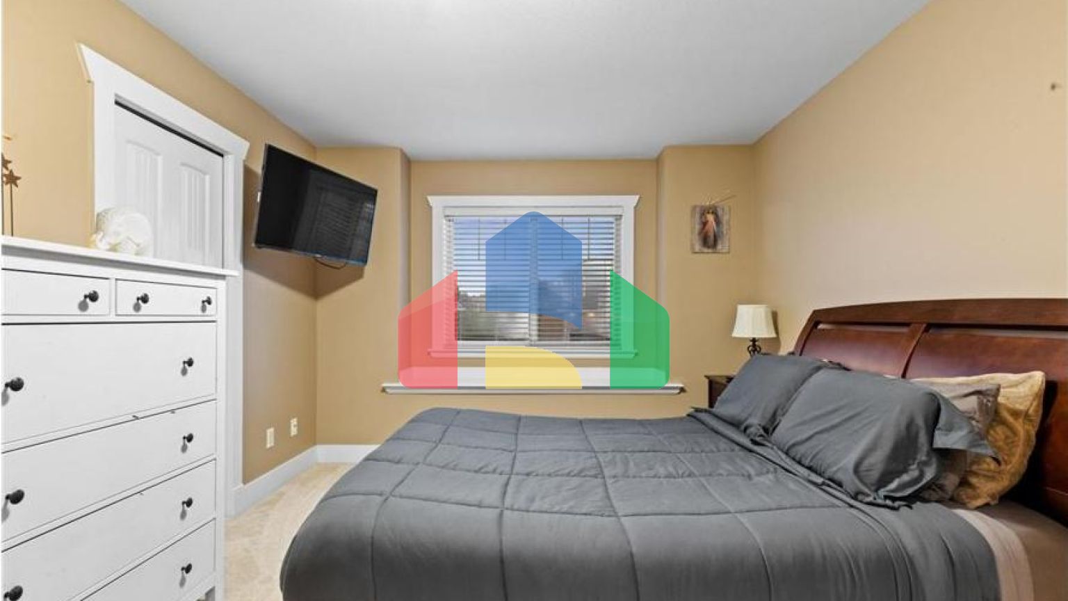 Residential - Single Family Home - Surrey, Canada - Canada