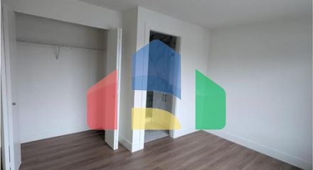 Residential - Single Family Home - Surrey, Canada - Canada