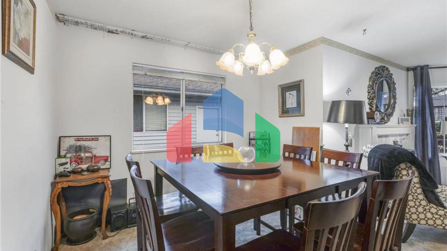 Residential - Single Family Home - Surrey, Canada - Canada