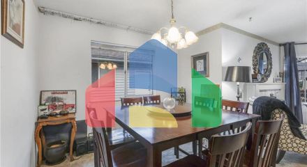 Residential - Single Family Home - Surrey, Canada - Canada