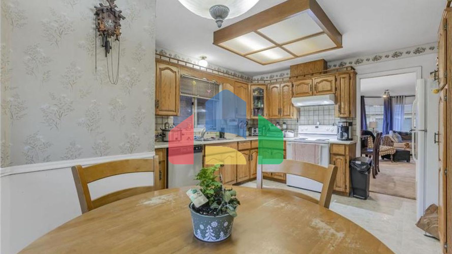 Residential - Single Family Home - Surrey, Canada - Canada