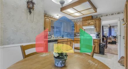 Residential - Single Family Home - Surrey, Canada - Canada