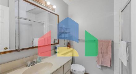 Residential - Single Family Home - Surrey, Canada - Canada