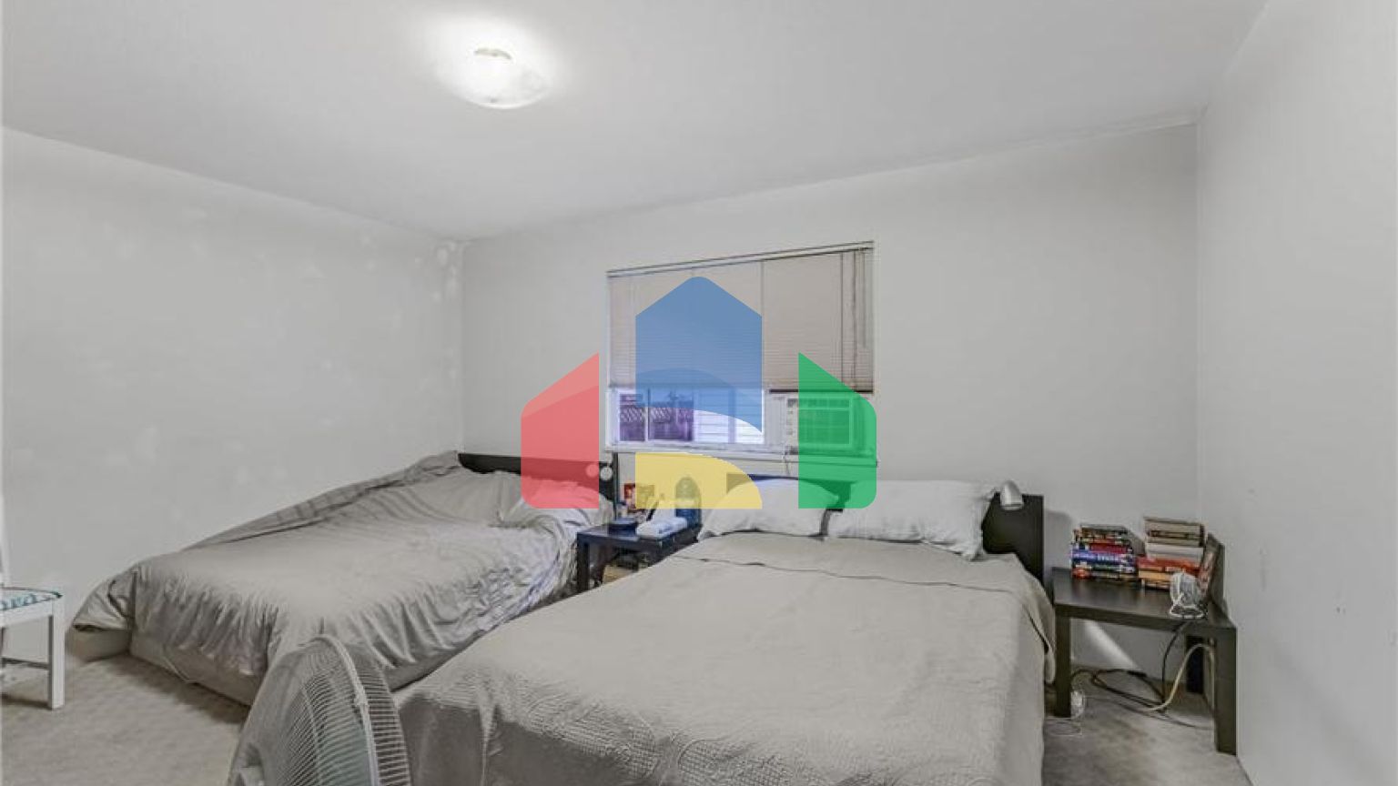 Residential - Single Family Home - Surrey, Canada - Canada