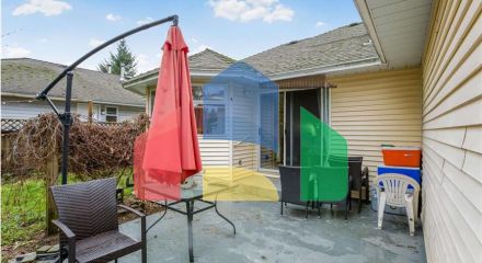 Residential - Single Family Home - Surrey, Canada - Canada