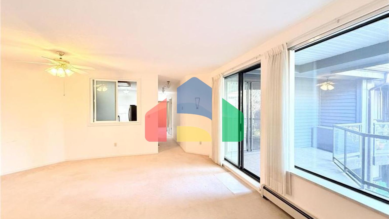 Residential - Single Family Home - Surrey, Canada - Canada