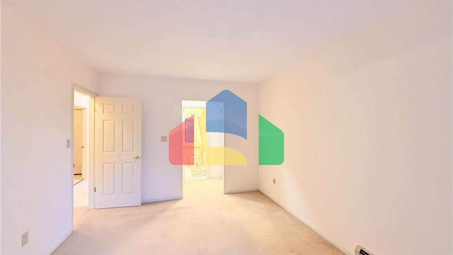 Residential - Single Family Home - Surrey, Canada - Canada