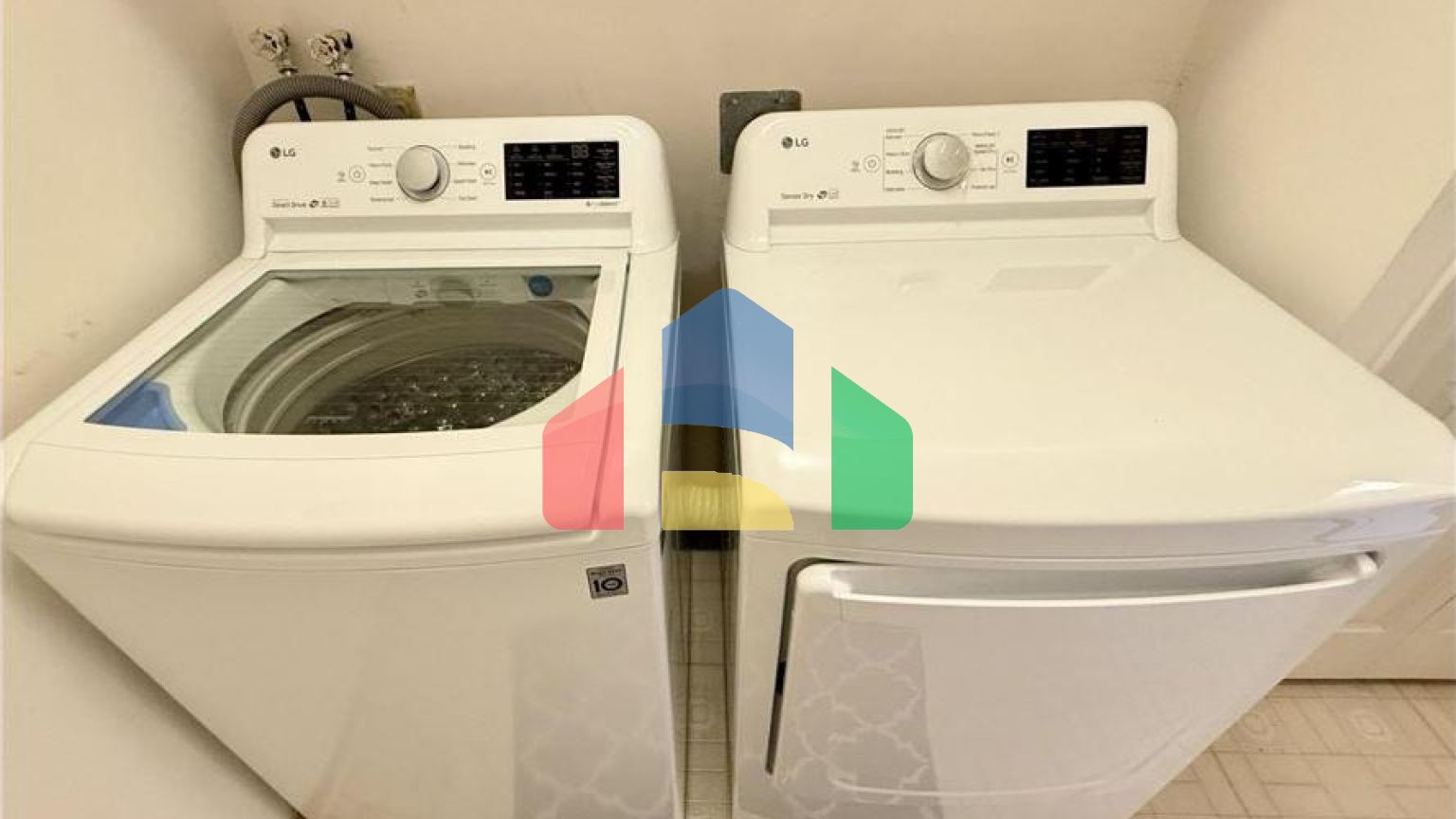 Residential - Single Family Home - Surrey, Canada - Canada