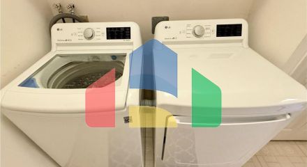 Residential - Single Family Home - Surrey, Canada - Canada