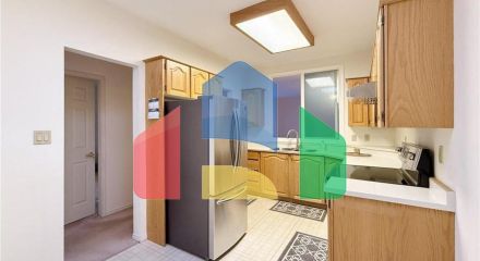 Residential - Single Family Home - Surrey, Canada - Canada