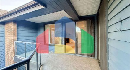 Residential - Single Family Home - Surrey, Canada - Canada