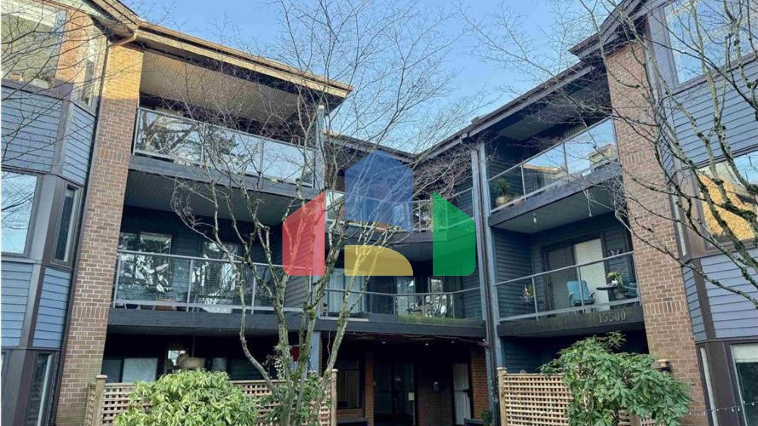 Residential - Single Family Home - Surrey, Canada - Canada