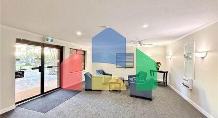 Residential - Single Family Home - Surrey, Canada - Canada