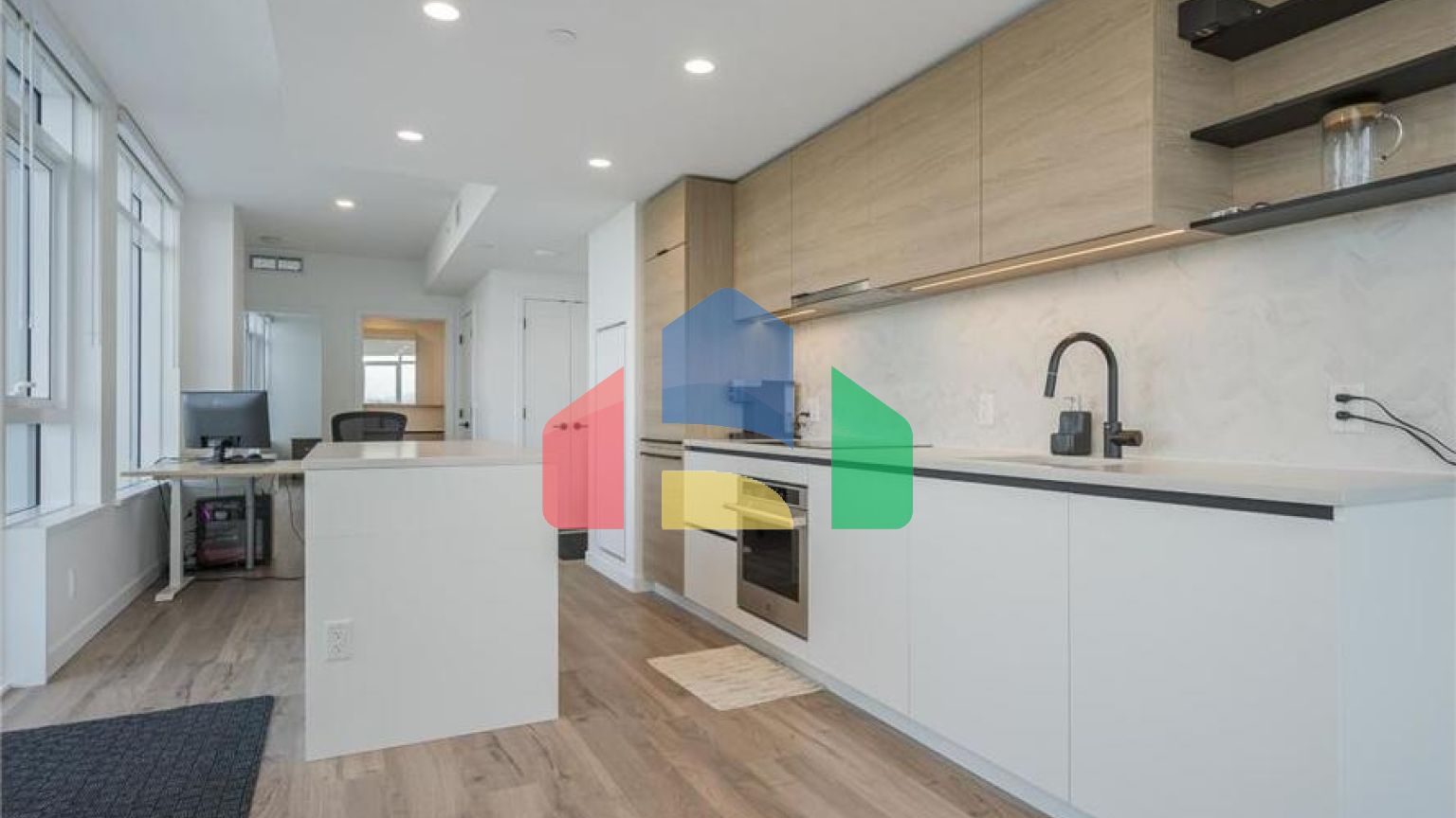 Residential - Single Family Home - Surrey, Canada - Canada