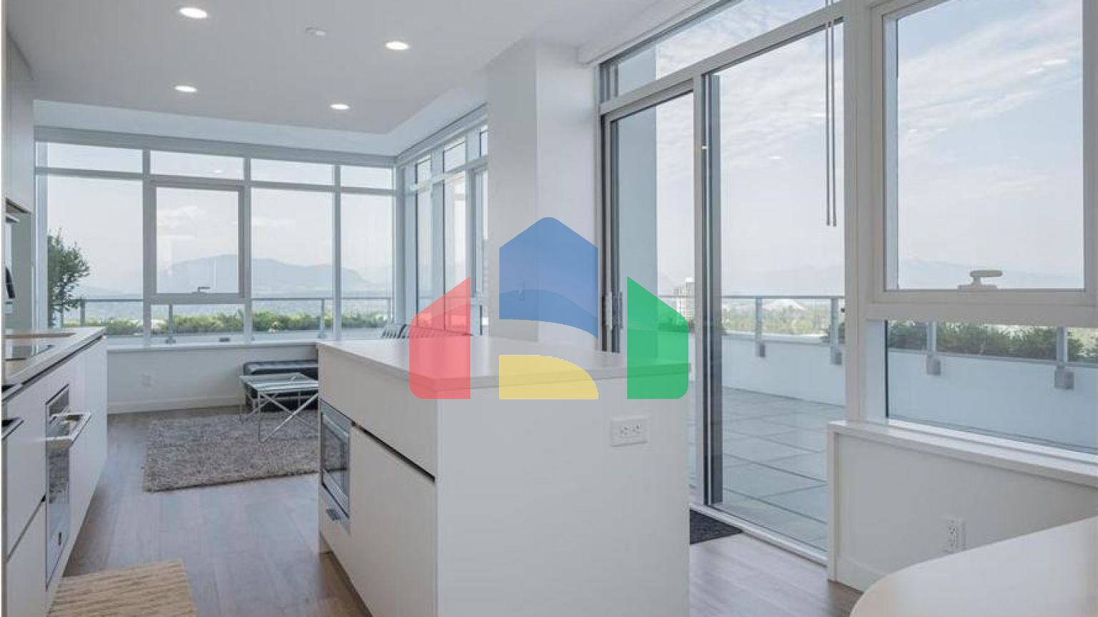 Residential - Single Family Home - Surrey, Canada - Canada