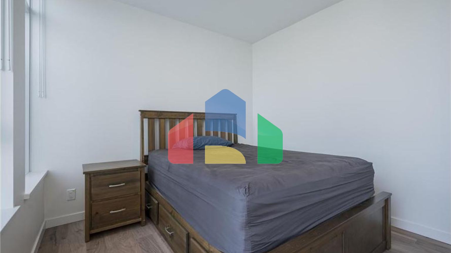 Residential - Single Family Home - Surrey, Canada - Canada